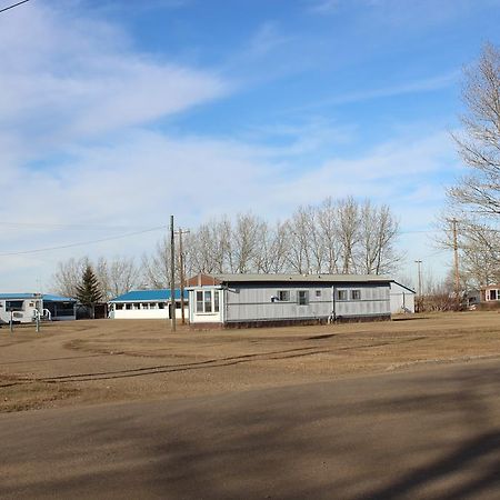Raval Paradise Motel And Rv Park Youngstown ภายนอก รูปภาพ