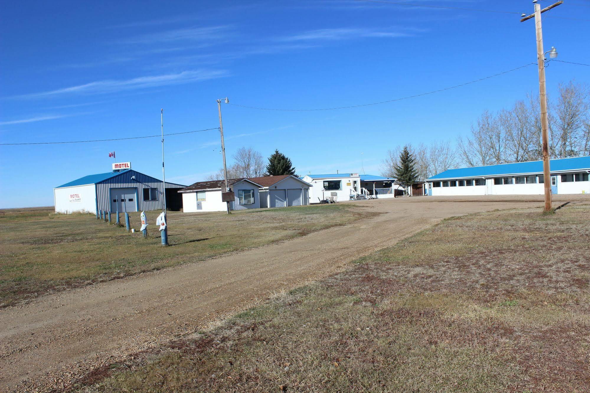 Raval Paradise Motel And Rv Park Youngstown ภายนอก รูปภาพ